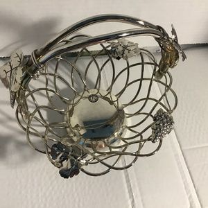 Vintage Godinger Silver Plate Basket-Home Accents Easter Women Men Serve Ware.